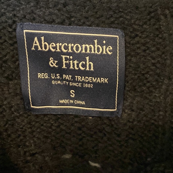 Abercrombie & Fitch Sweater - Picture 3 of 4